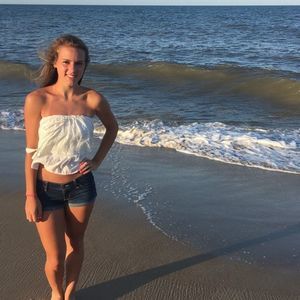 Meet your Posher, Jenna